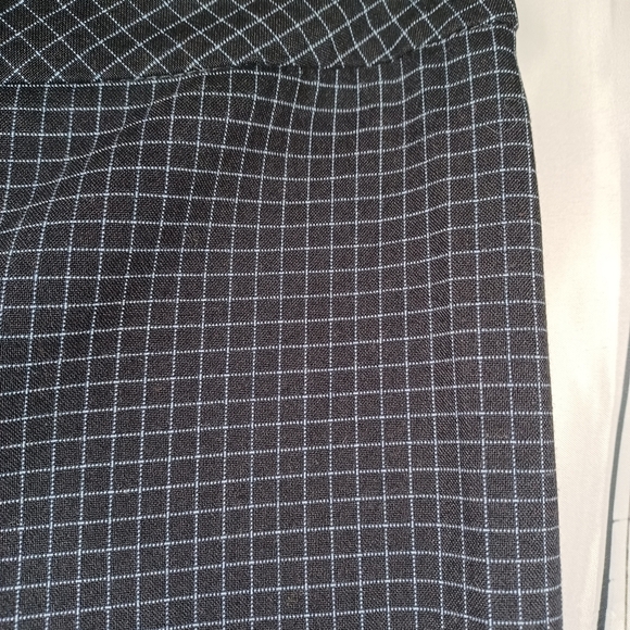 Ann Taylor Loft stretch black and light blue, checkered straight leg trousers - Picture 4 of 10